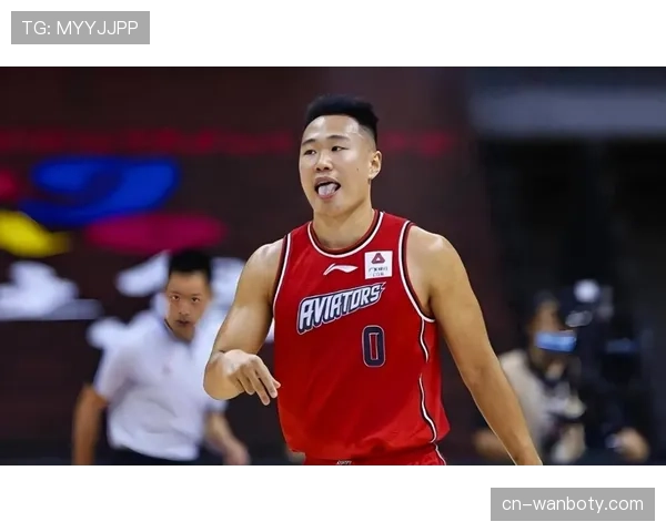 深圳队内线冲击力成取胜关键 王浩然贺希宁联手主导比赛进攻端